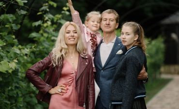 Ольга Горбачева с мужем и детьми