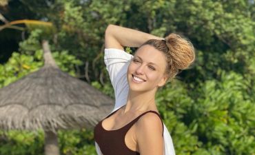 Оля Полякова на отдыхе