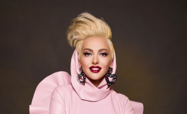 Оля Полякова