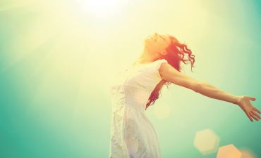 счастливая девушка