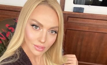 Оля Полякова