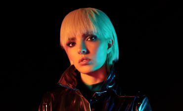 Оля Диброва