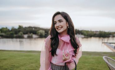 Анна Тринчер