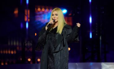 з днем народження, Україно