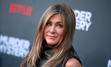 Дженнифер Энистон