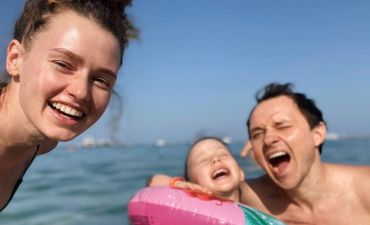 Костя Войтенко и его жена с дочерью Эмили