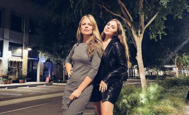 Ольга Фреймут и ее старшая дочь Злата Митчелл