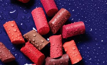 помада Mary Kay