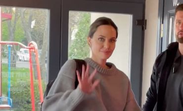 Анджеліна Джолі