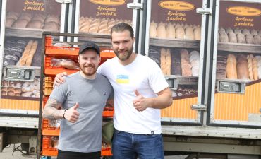 Олег Верняєв