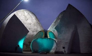 Локації у кліпах світових зірок очима «Першого коду»