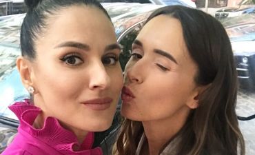 Маша Ефросинина и Лиза Ющенко