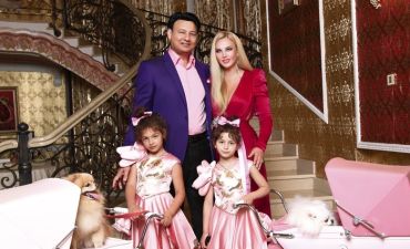 Камалия сообщила о разводе с Мохаммадом Захуром после 20 лет брака