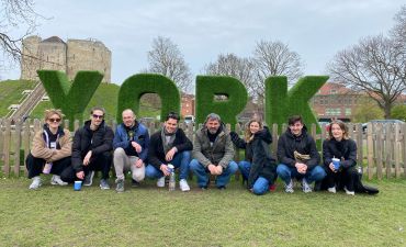 Молодий театр