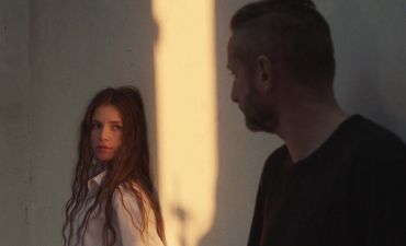 Страстные объятия на публике: Кристина Соловий и Сергей Жадан показали свои чувства