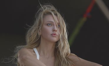 Оля Полякова