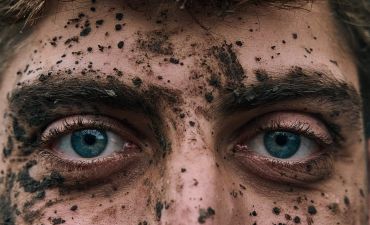 «Лінія зіткнення»: виставка фронтових фотографій Ліберових на ВДНГ