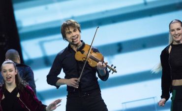 Александр Рыбак