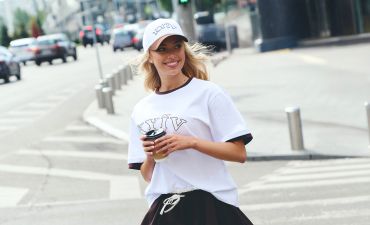 One By One та ТРЦ Gulliver презентують лімітовану колекцію до Дня Києва