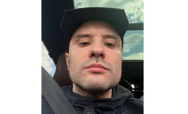 Віктор Розовий