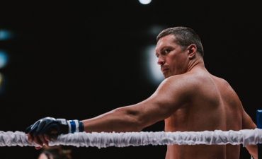 Александр Усик