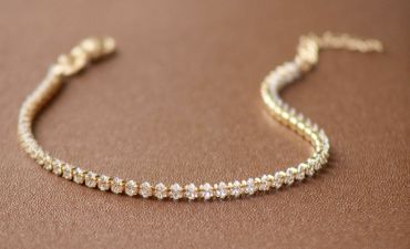 золоті прикраси