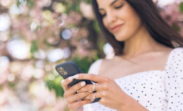 Чому батарея у телефоні через рік-два