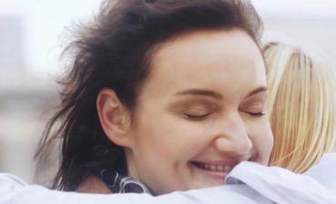 Мэри Кэй запустили кампанию, которая поможет женщинам уверенней принимать комплименты