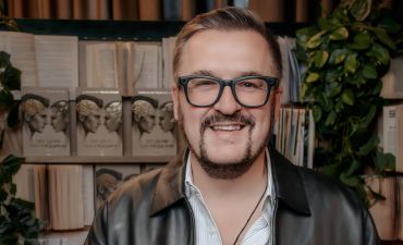 Олександр Пономарьов уперше вийшов у світ із коханою: фото пари