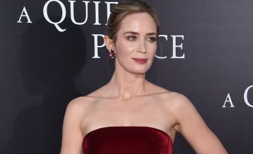 Эмили Блант