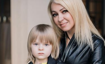 Яна Рудковская с сыном