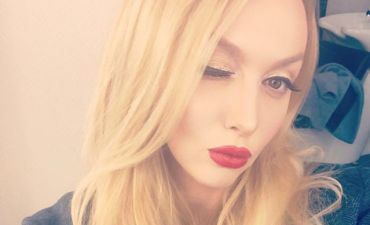 Оля Полякова