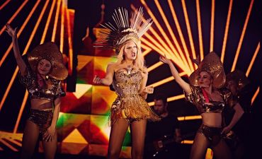 Оля Полякова