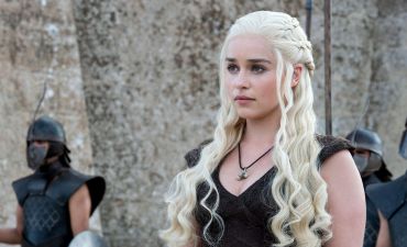 Эмилия Кларк