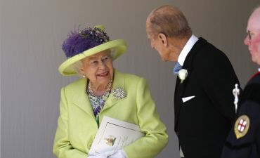 Елизавета II на свадьбе внука