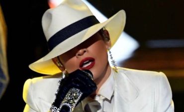 Дженнифер Лопес