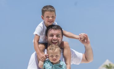 Григорий Решетник с сыновьями