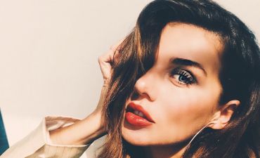 Анна Седокова в купальнике