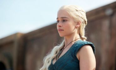 Эмилия Кларк