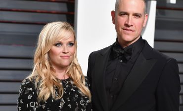 Риз Узерспун с мужем