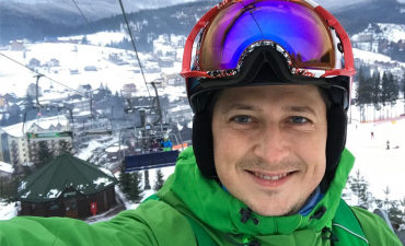 Александр Педан покатался на лыжах с дочкой