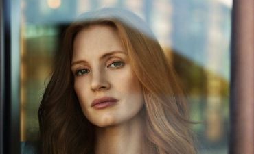 Джессика Честейн обрезала роскошные рыжие локоны