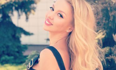 Оля Полякова