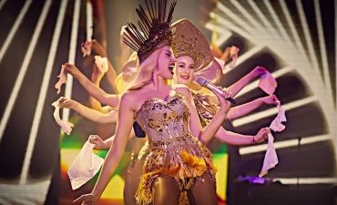 Оля Полякова