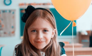 Анатолий Анатолич отвел дочку в престижную школу