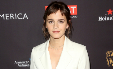 Эмма Уотсон сделала себе асимметричную челку: оцениваем новый образ