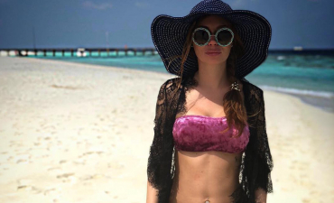 Слава Каминская восхищает подтянутым телом на отдыхе на Мальдивах