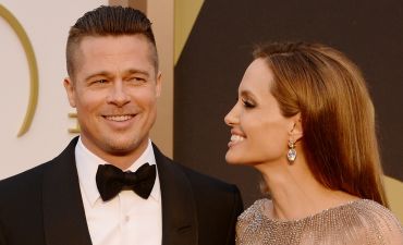 Анджелина Джоли