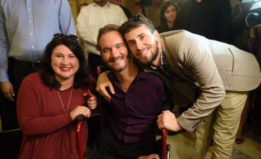 Ник Вуйчич встретился с ветеранами АТО и поддержал проект Viva Переможці