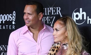 Дженнифер Лопес и Алекс Родригес произвели фурор на вечеринке